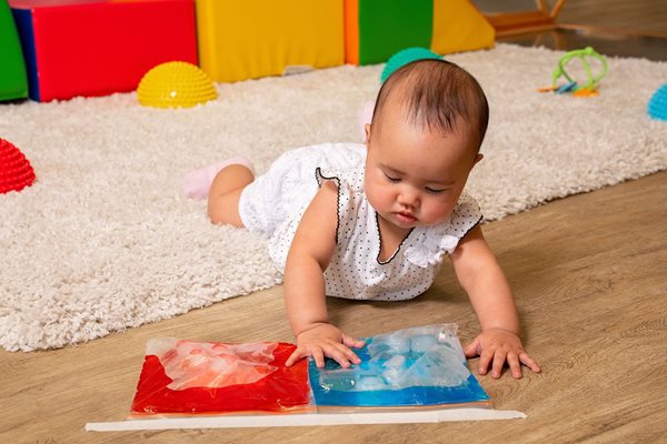 Sensory play store area for babies